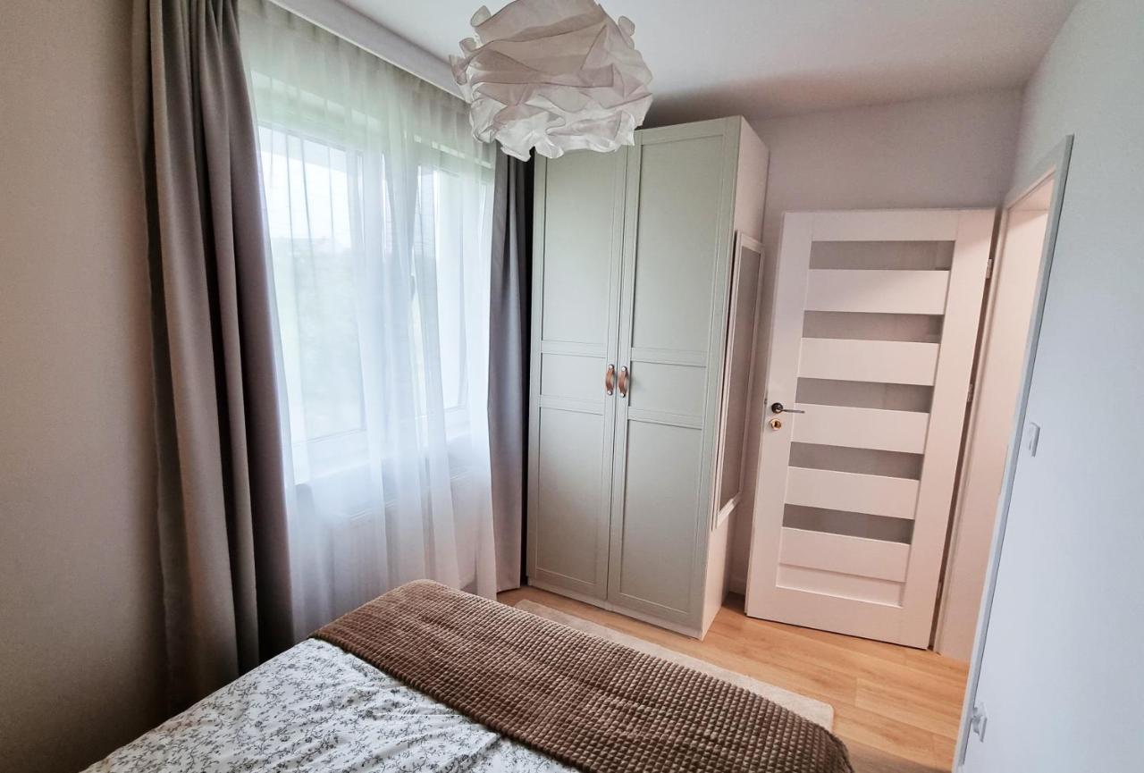 Apartament Mlody Gdansk - Bezplatny Parking, Mocne Wifi, Dobre Polaczenie Z Lotniskiem Dış mekan fotoğraf